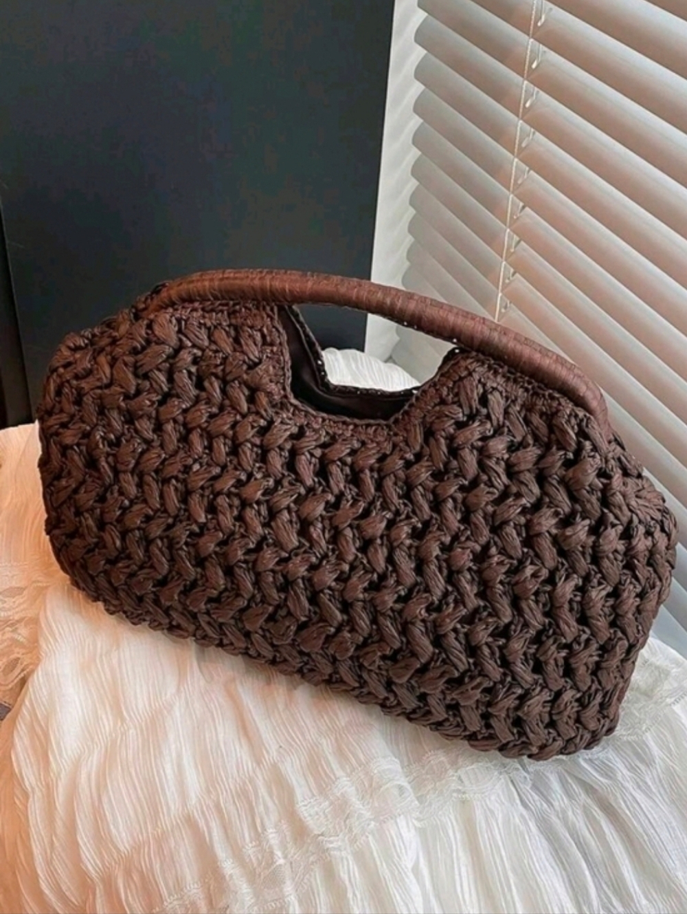 Trendy Wovem Clutch - Picture 4 of 4